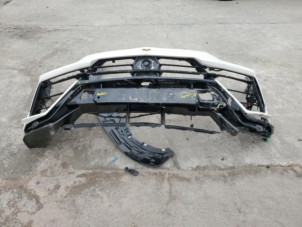 2024 Lamborghini Urus Performante