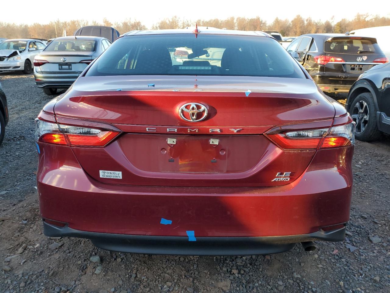 2021 Toyota Camry le