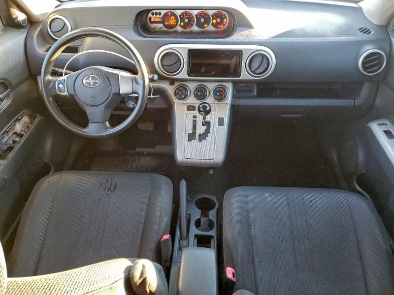 2009 Scion Scion