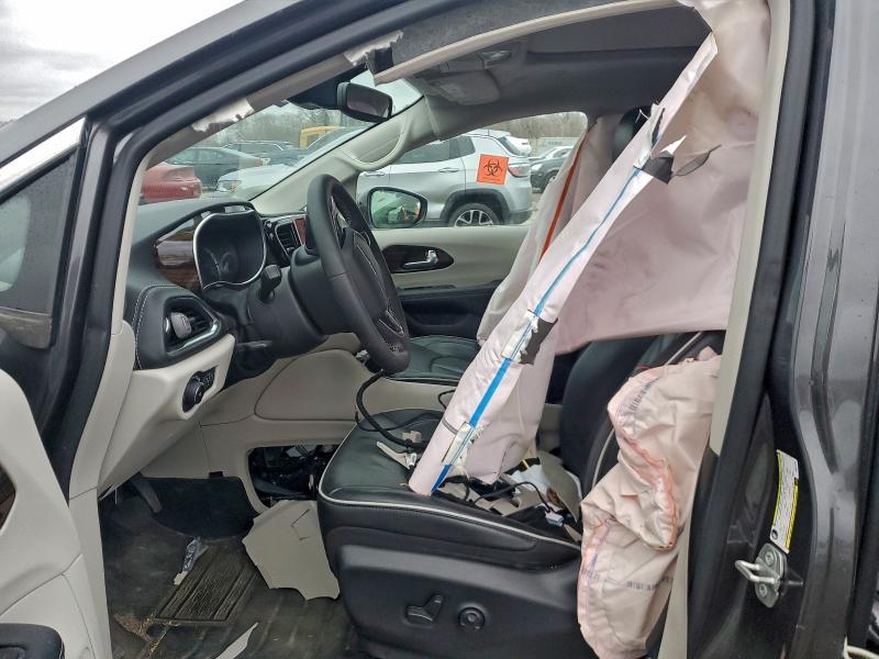 2023 Chrysler Pacifica Hybrid Limited