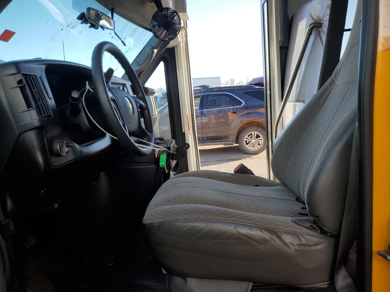 2014 Starcraft Prodigy G3500-School Bus