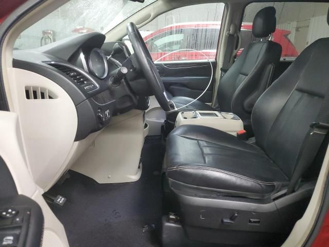 2015 Chrysler Town & Country Touring