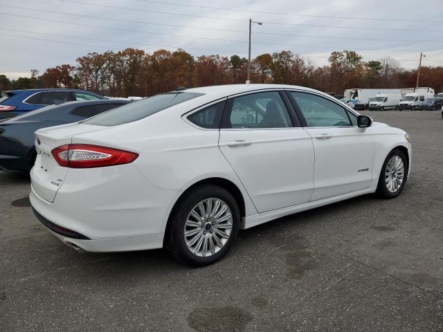 2014 Ford Fusion se Hybrid