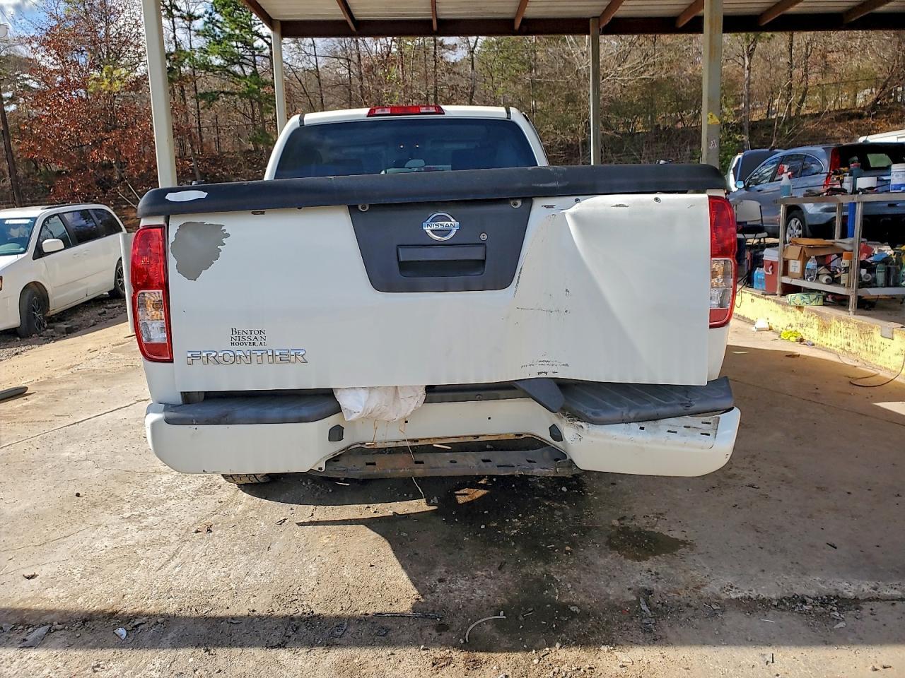 2017 Nissan Frontier s