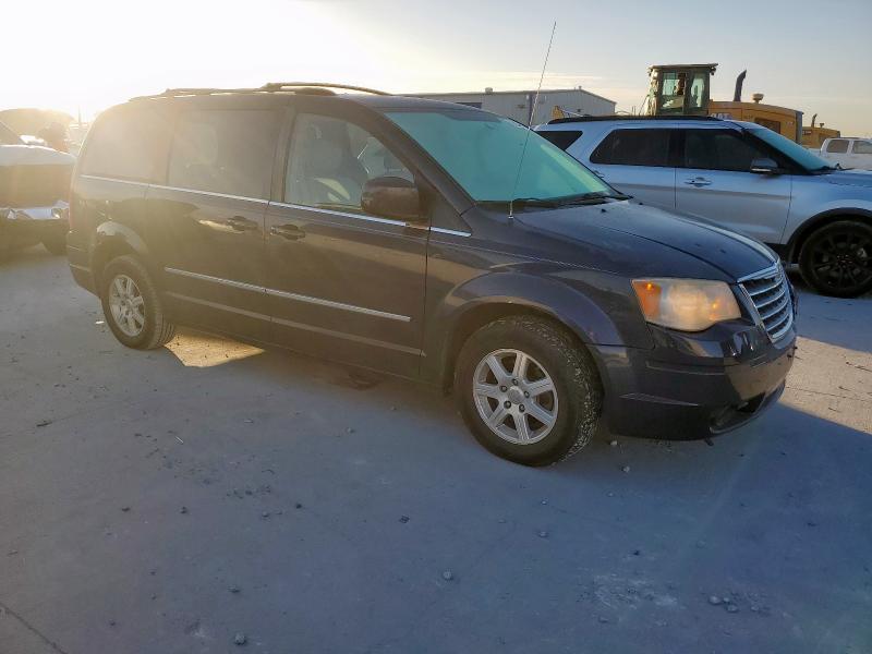 2009 Chrysler Town & Country Touring