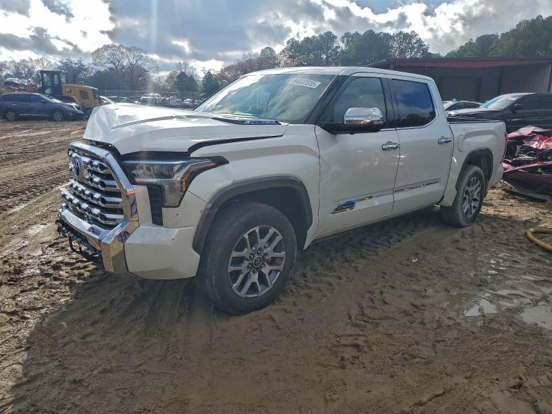 2023 Toyota Tundra Crewmax Platinum