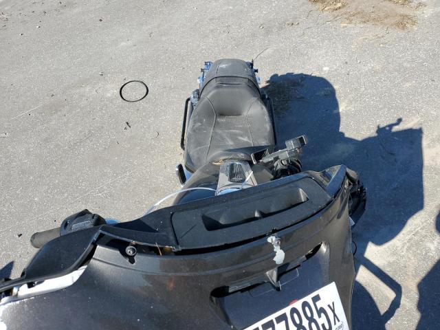 2021 Harley-Davidson Flhx