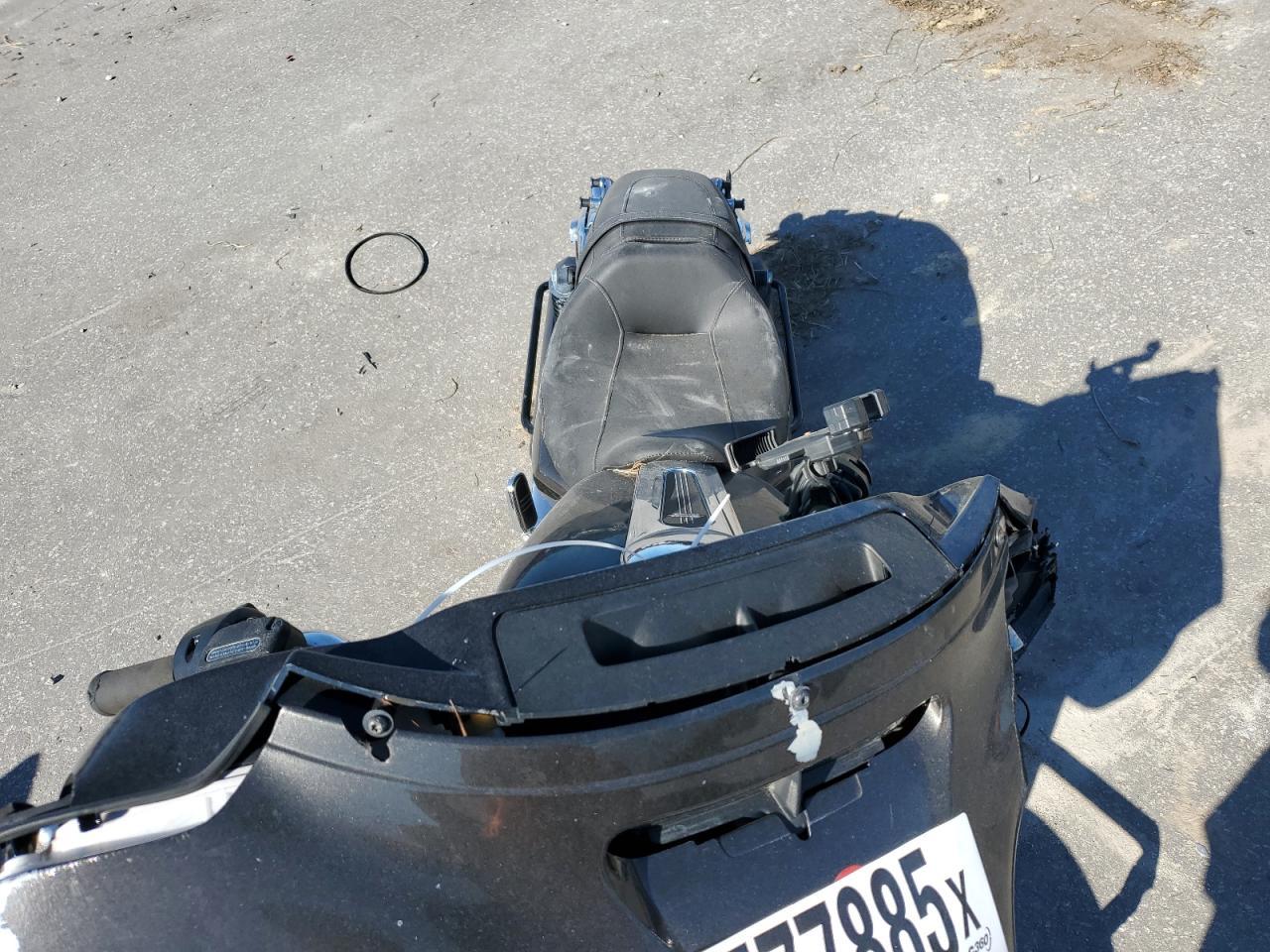 2021 Harley-Davidson Flhx