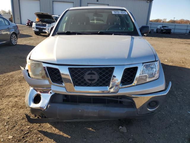 2010 Nissan Frontier Crew cab se