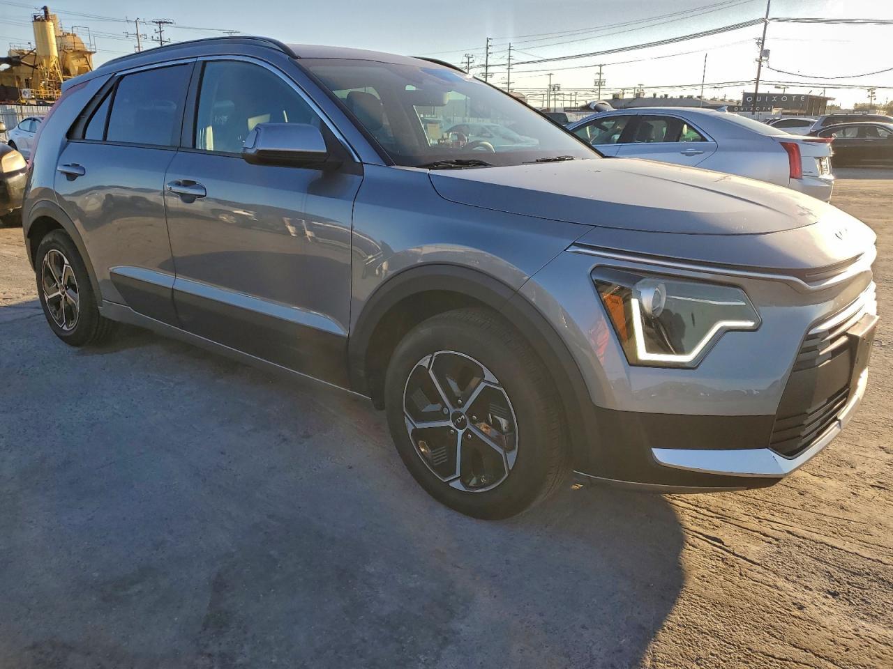 2024 KIA Niro ex