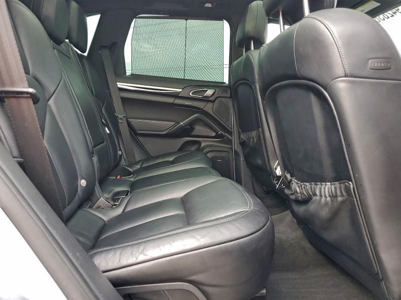 2016 Porsche Cayenne se Hybrid