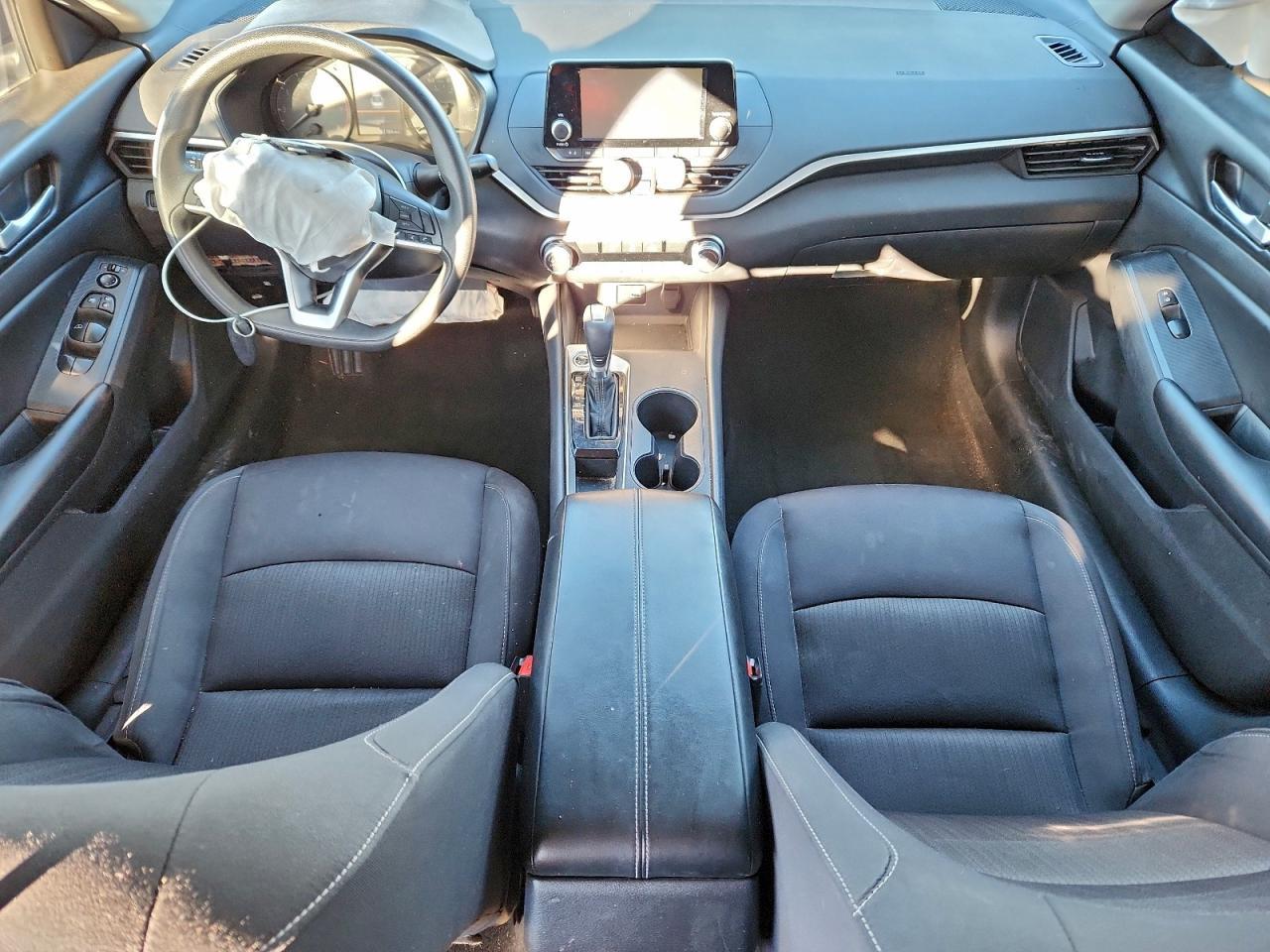 2022 Nissan Altima s