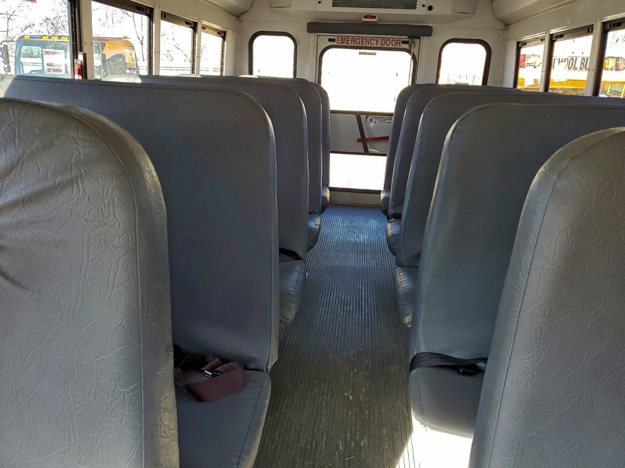 2016 Chev Rolet Express School Bus