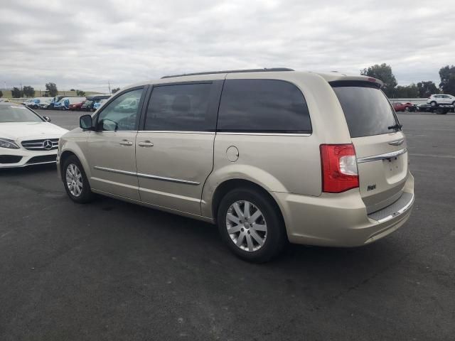 2013 Chrysler Town & Country Touring