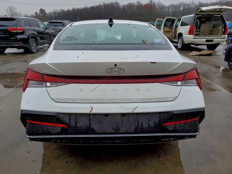 2024 Hyundai Elantra se