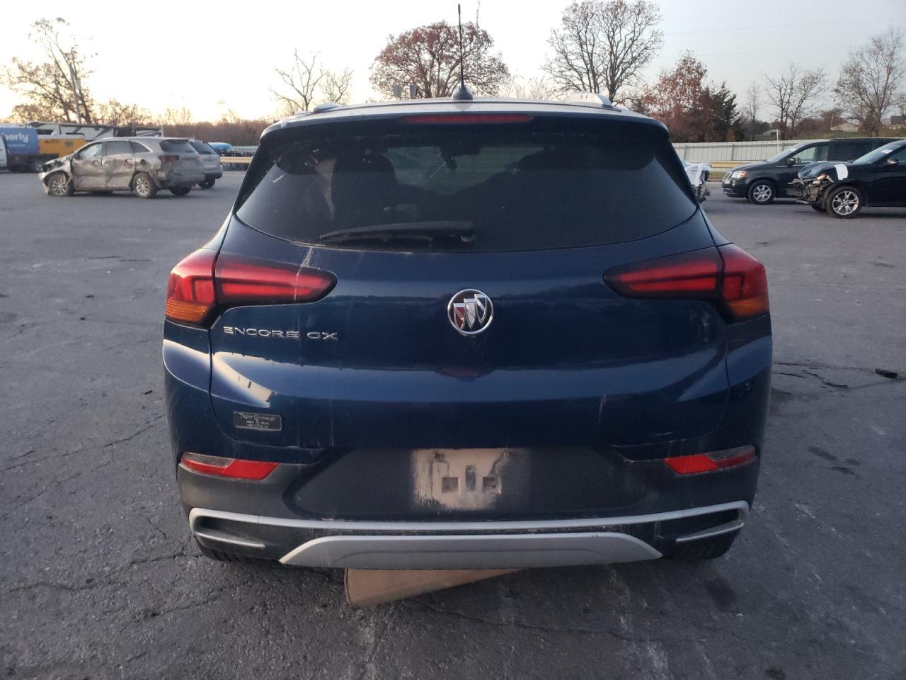 2022 Buick Encore gx Select
