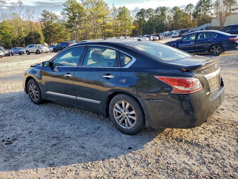 2015 Niss Altima 2.5 s