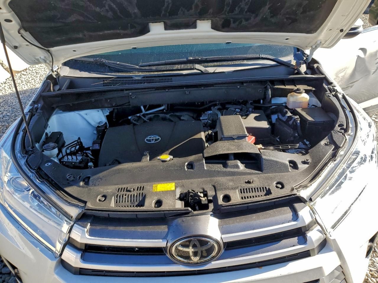 2017 Toyota Highlander se