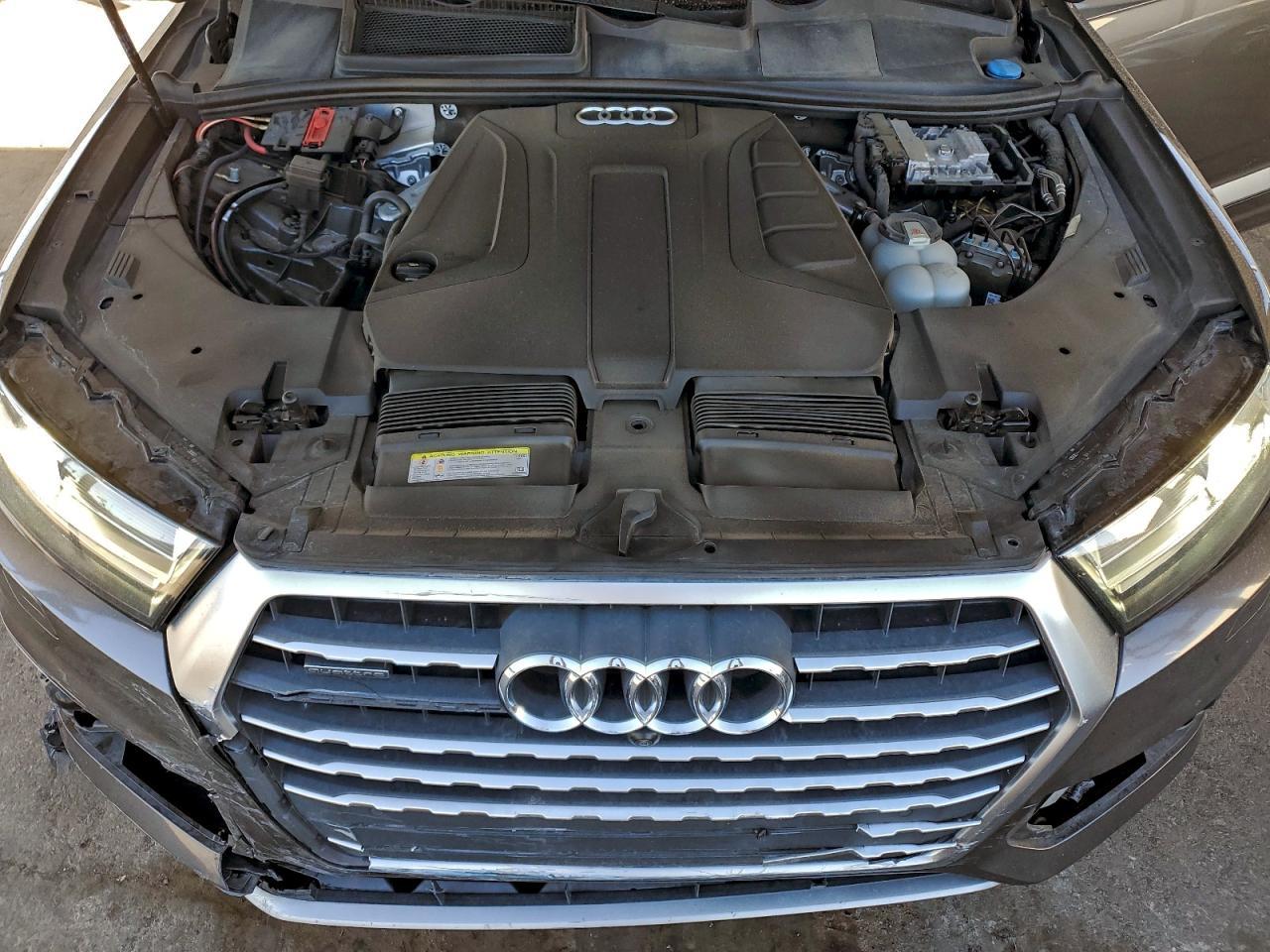 2019 Audi Q7 Premium Plus