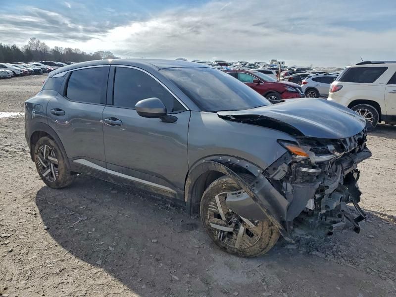 2025 Nissan Kicks sv