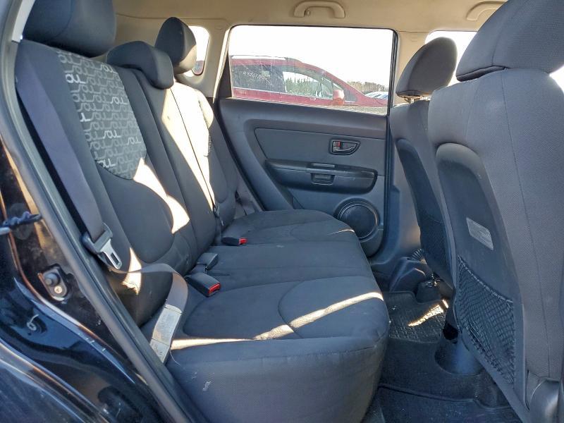 2011 KIA Soul +