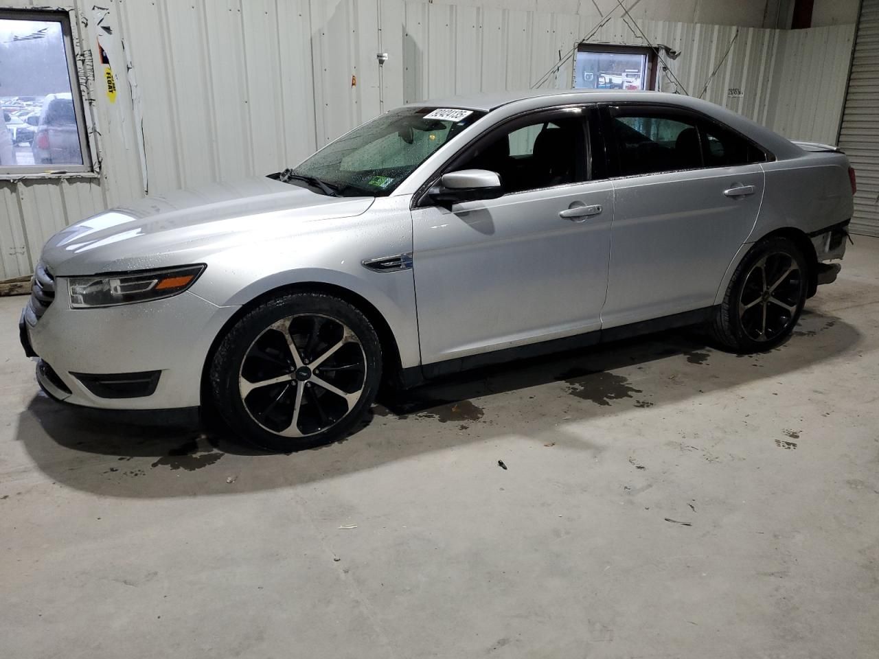 2016 Ford Taurus sel