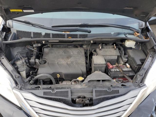 2013 Toyota Sienna xle
