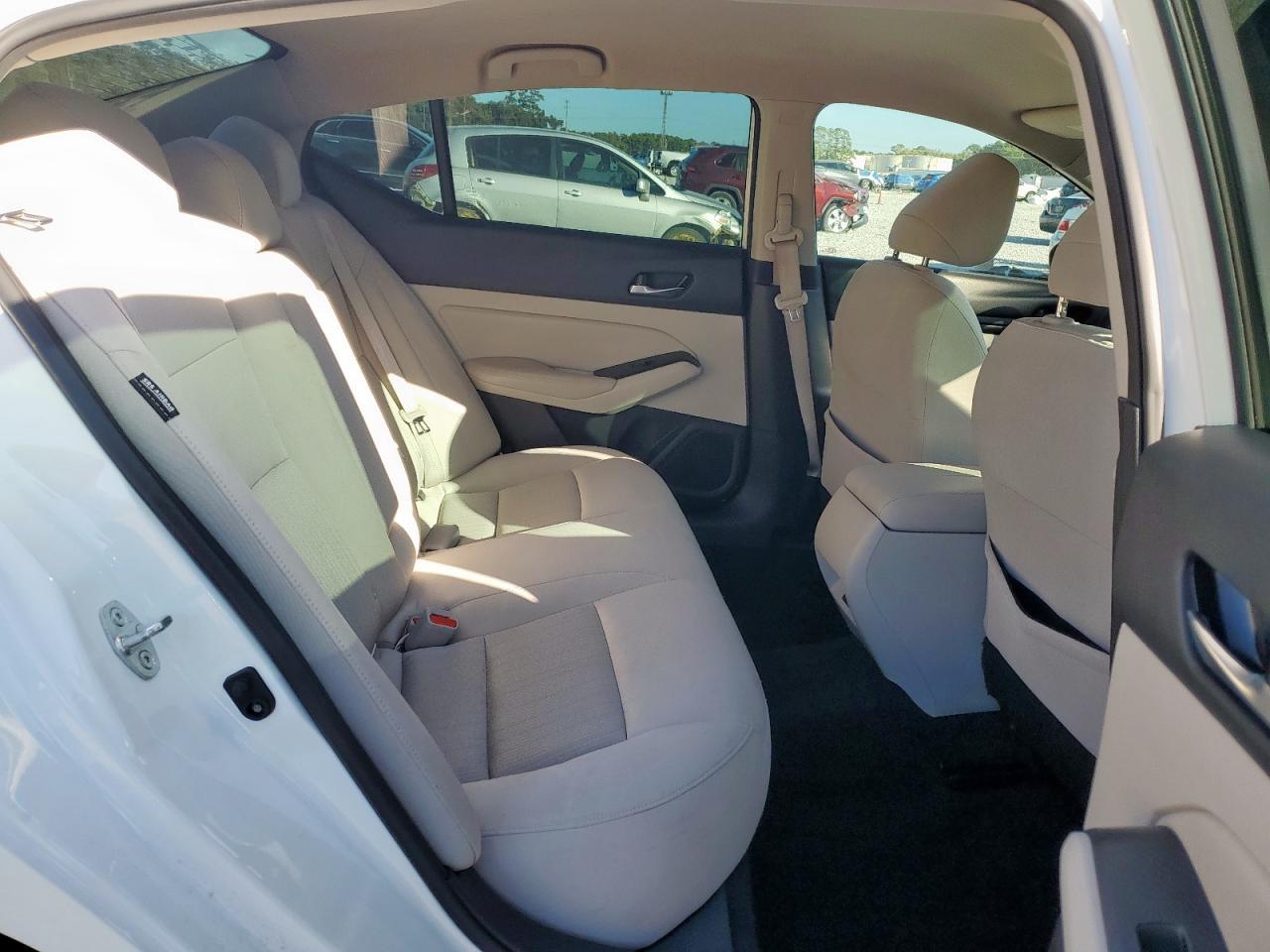 2019 Nissan Altima s
