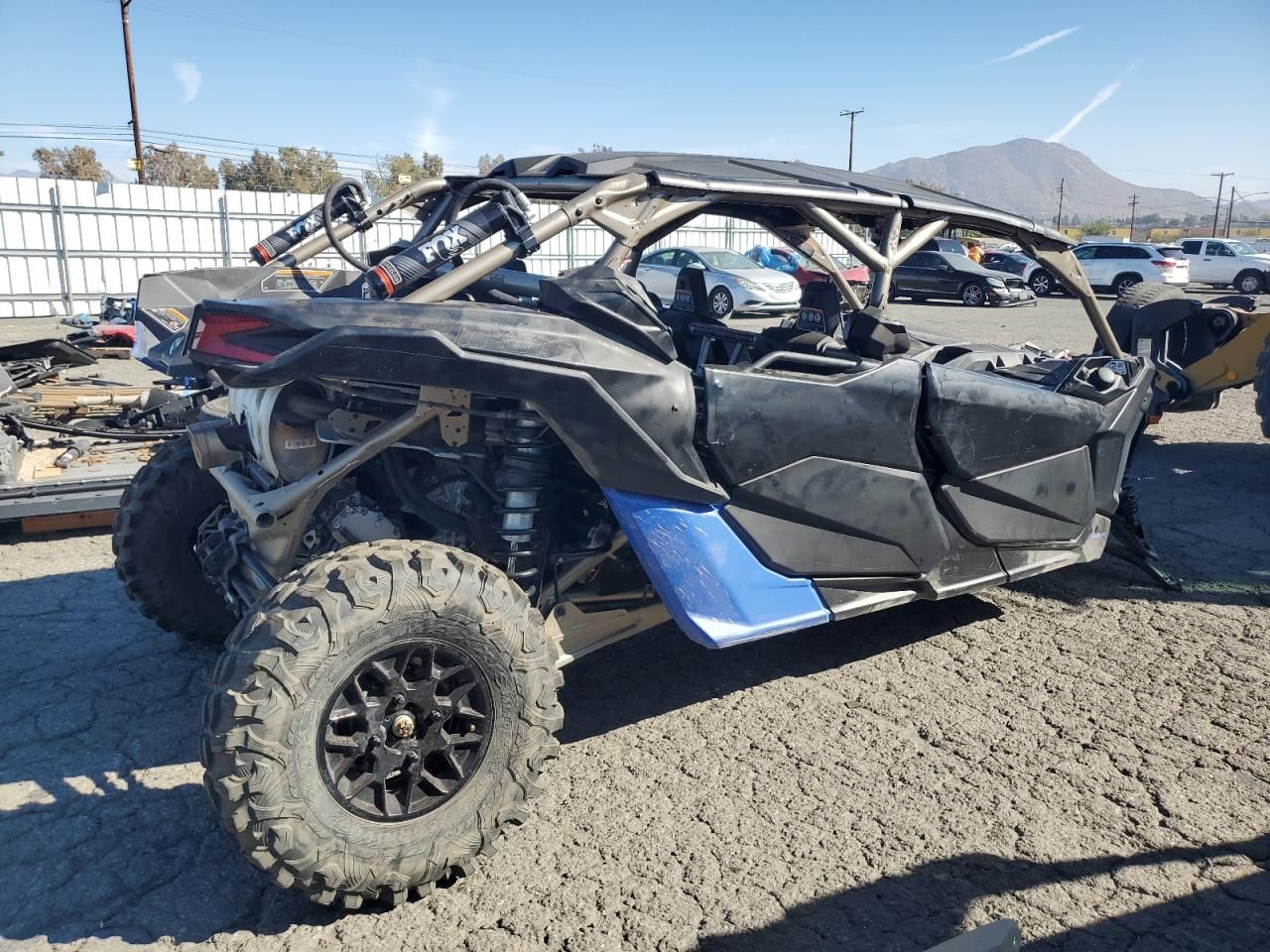 2024 Can-Am Maverick X-Utility Vehicle