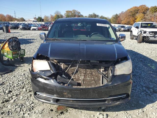 2013 Chrysler Town & Country Touring l