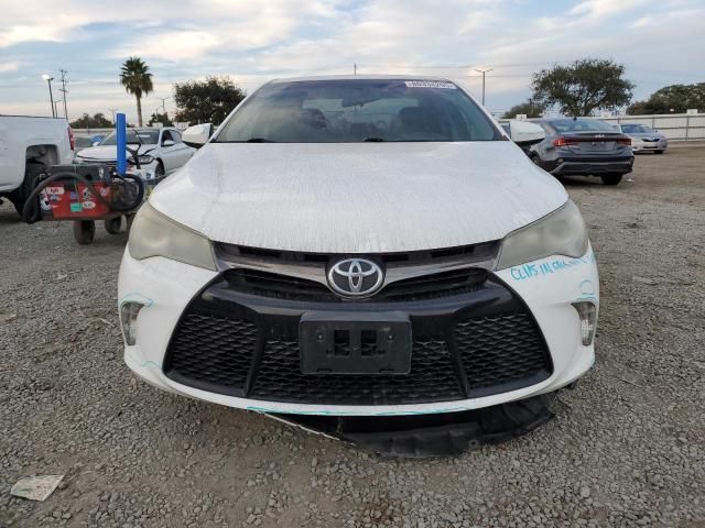 2016 Toyota Camry le