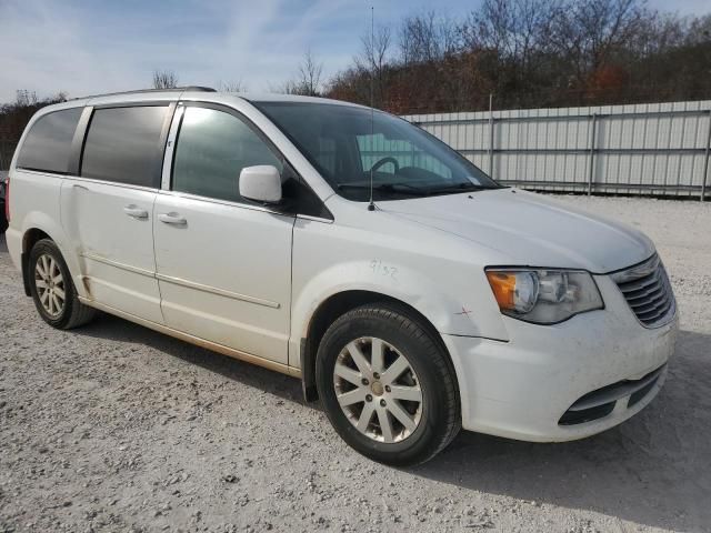 2015 Chrysler Town & Country lx