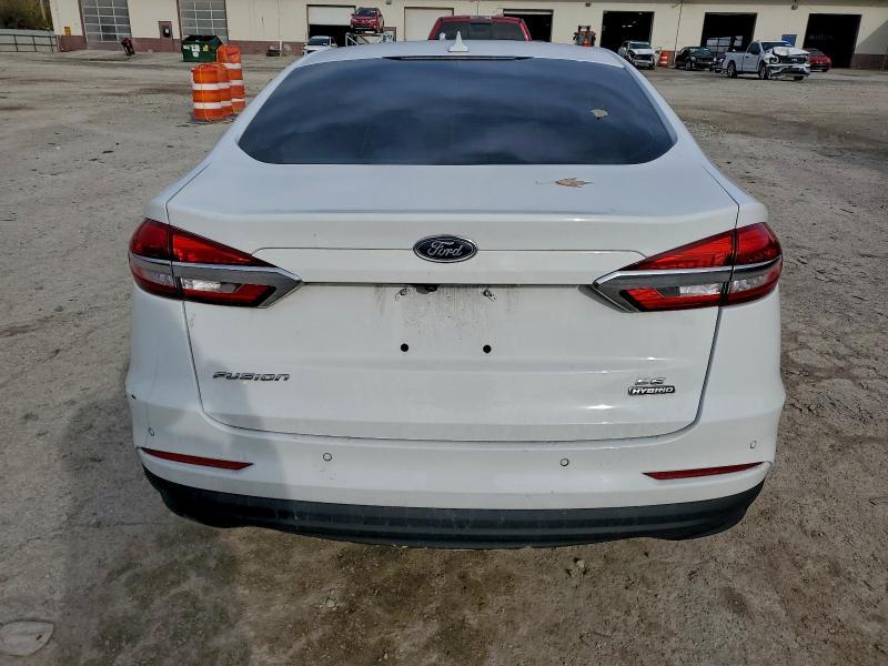 2020 Ford Fusion se