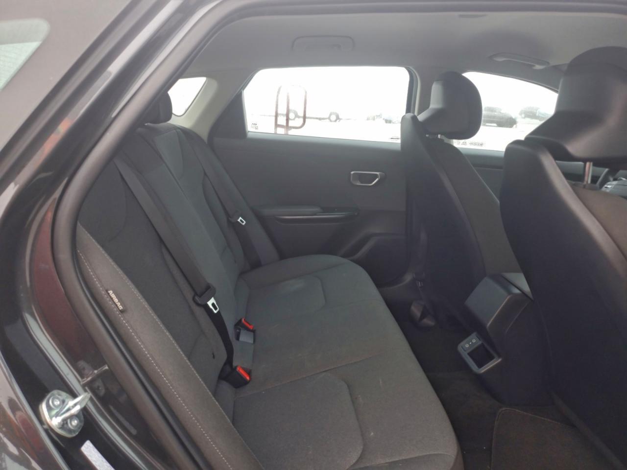 2025 KIA K4 lx