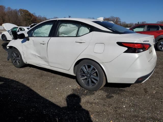 2021 Nissan Versa sv