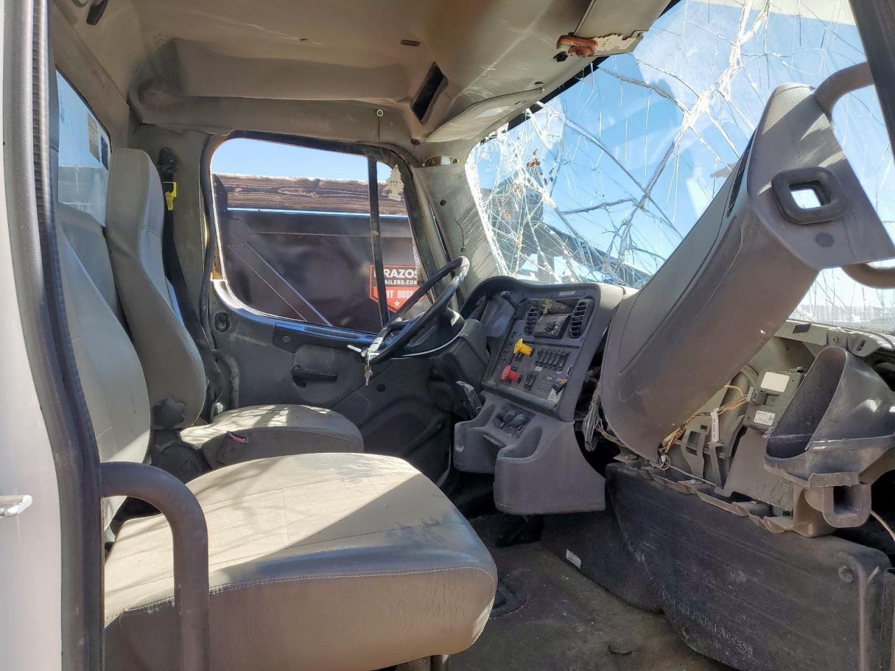 2020 Freightliner Business Class M2 Bucket Truck
