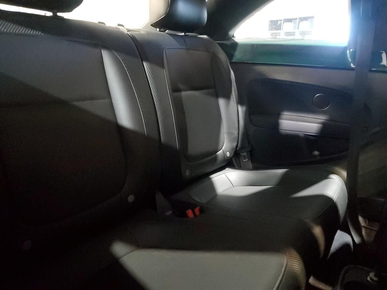 2017 Volkswagen Beetle se