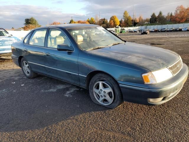 1999 Toyota Avalon xl
