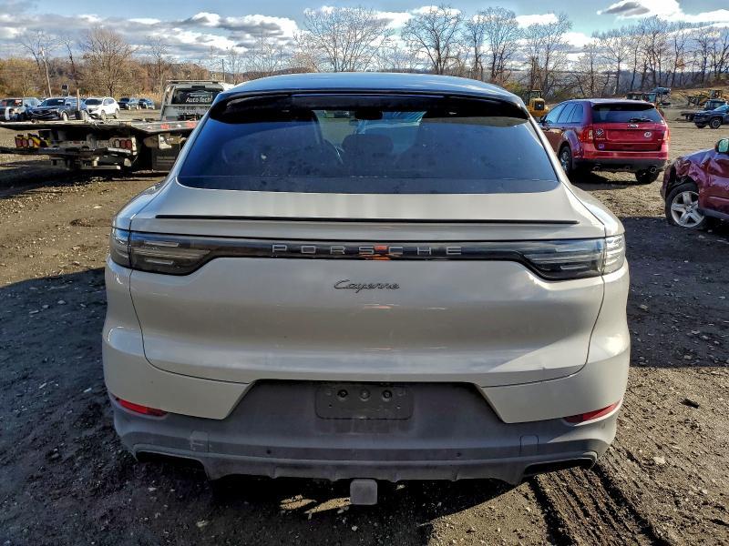 2022 Porsche Cayenne Coupe