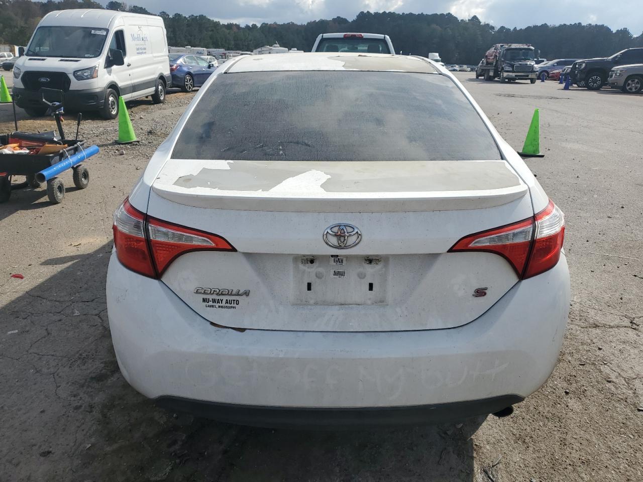 2015 Toyota Corolla l
