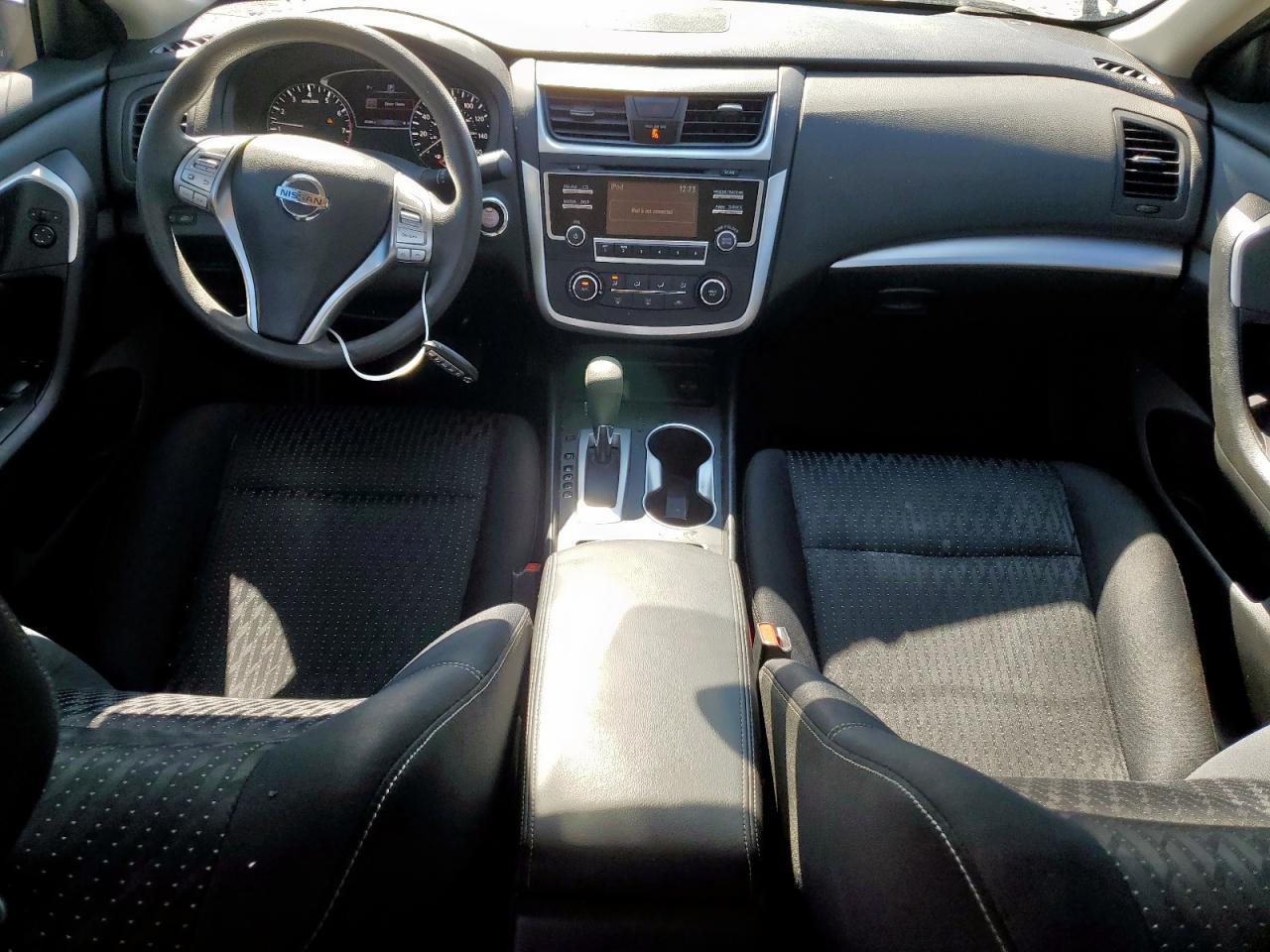 2016 Niss Altima 2.5