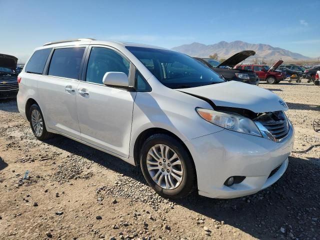 2017 Toyota Sienna xle