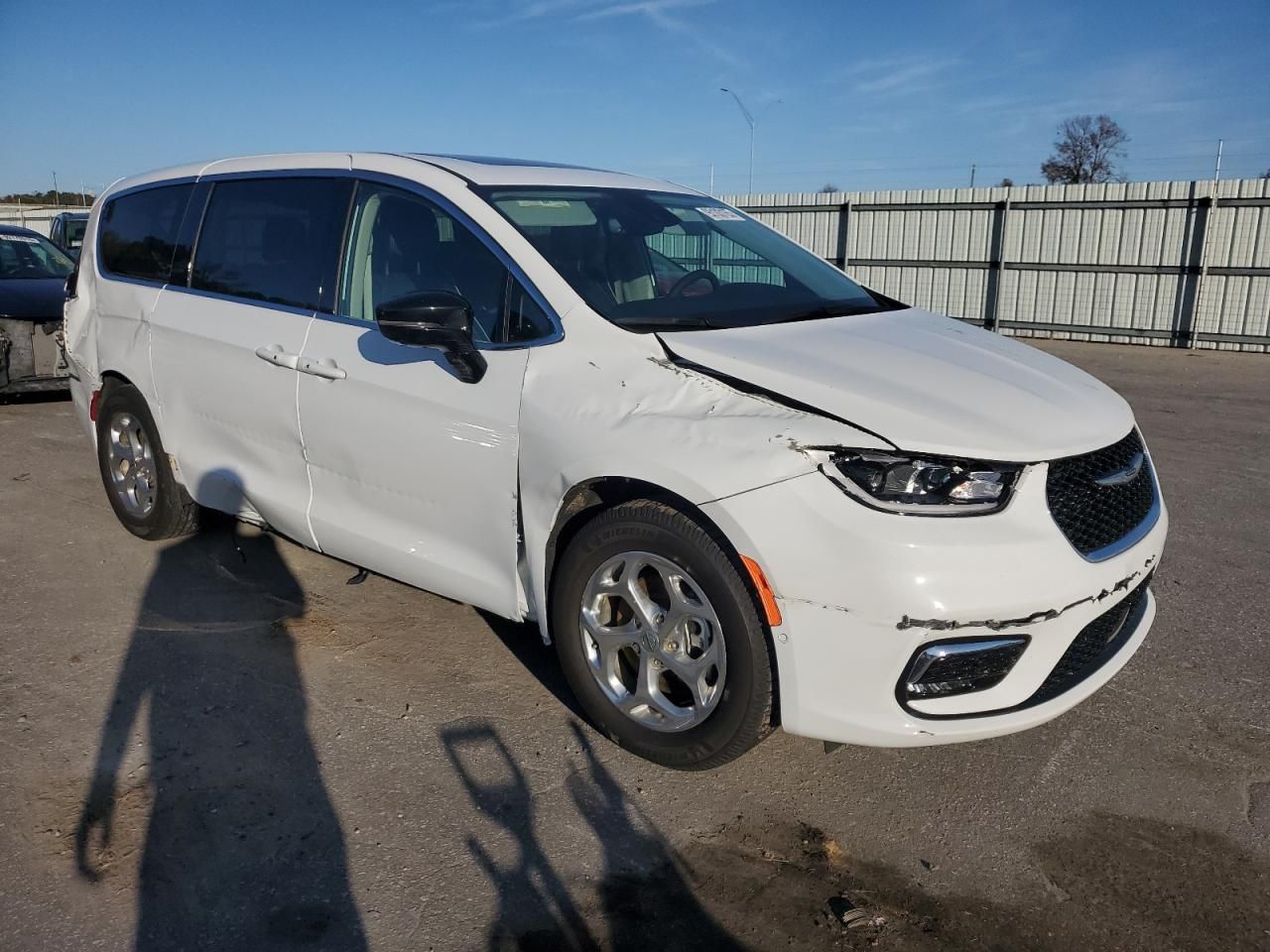 2024 Chrysler Pacifica Limited