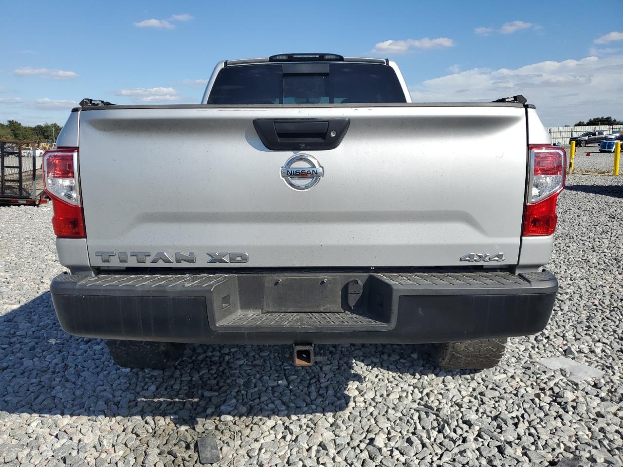 2018 Nissan Titan xd s