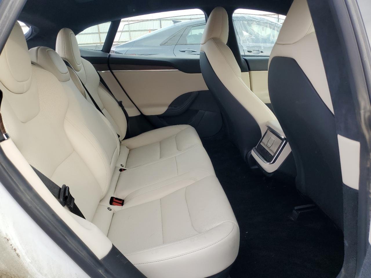 2022 Tesla Model s