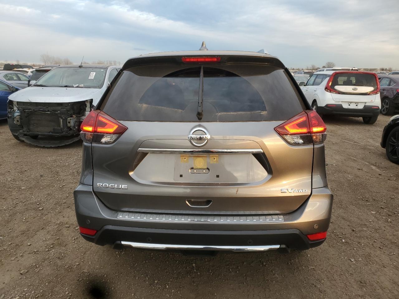 2020 Nissan Rogue s