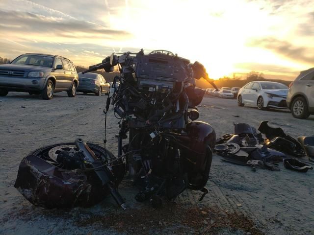 2019 Harley-Davidson Flhxse