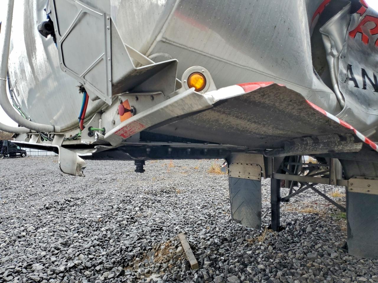 2022 Heil TRL-Tank Trailer