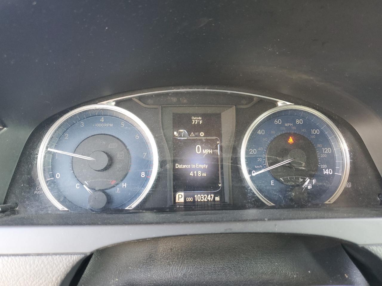 2016 Toyota Camry le