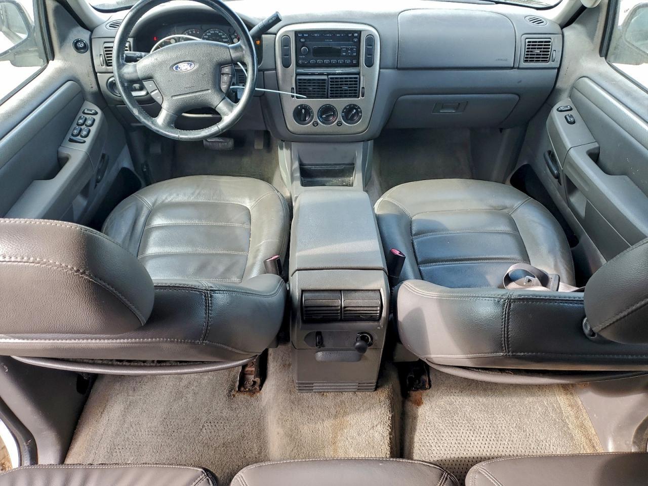 2003 Ford Explorer xlt
